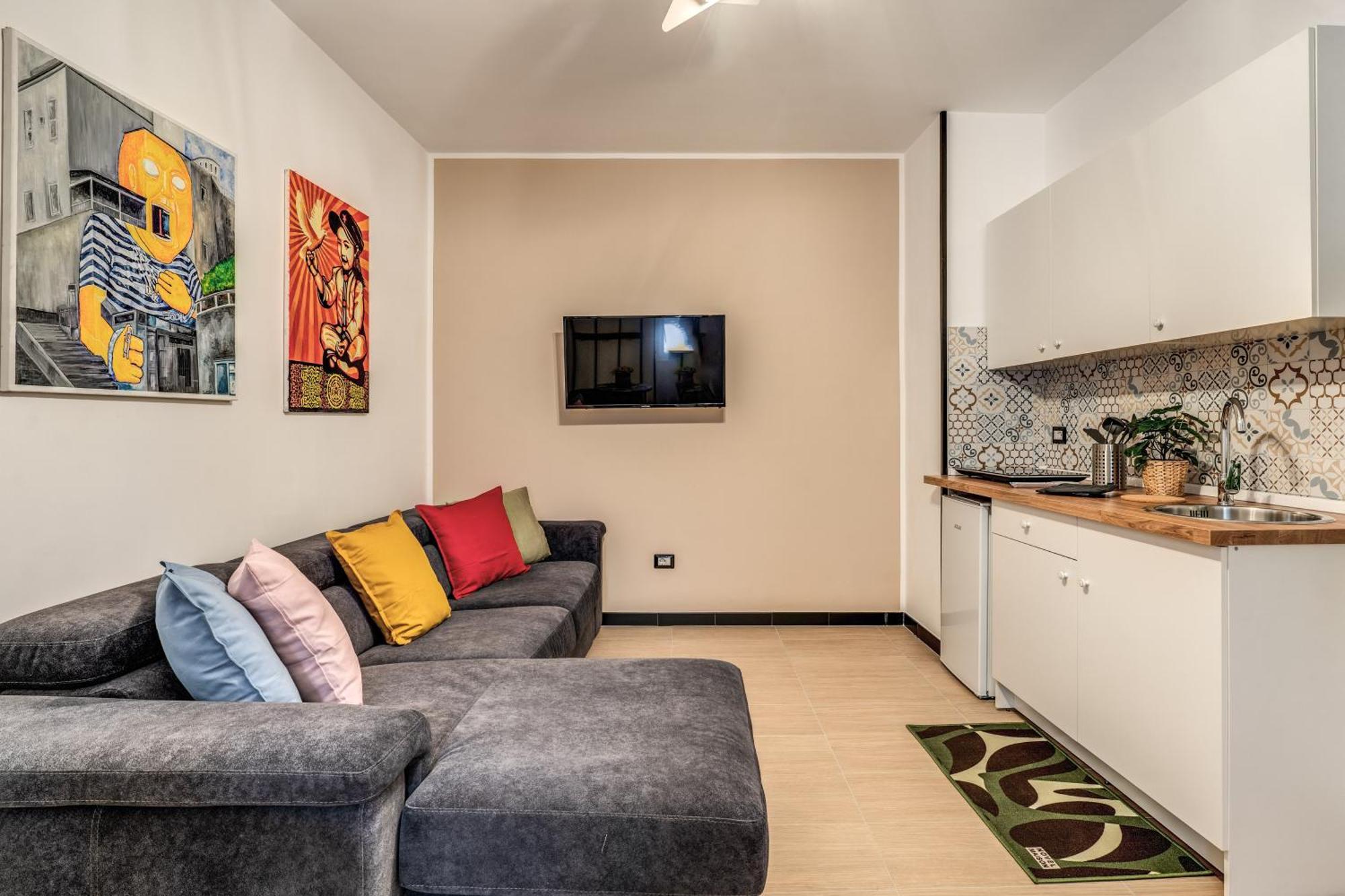 The Quarters Naples Apartments Zewnętrze zdjęcie